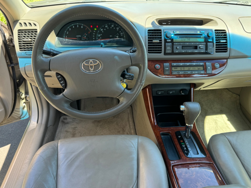 Toyota Camry 2002 price $7,500