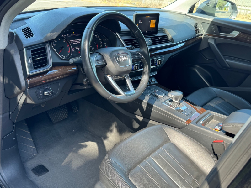 Audi Q5 2019 price $19,995