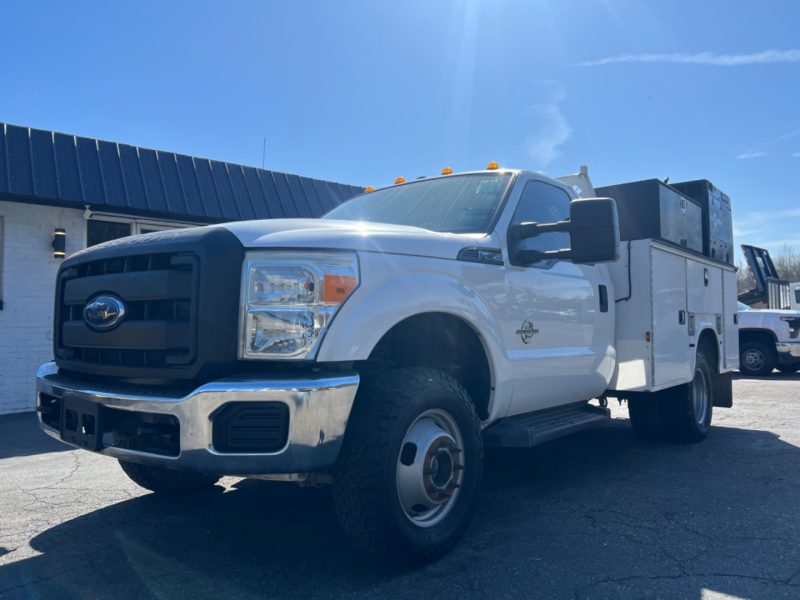 Ford F350 2015 price $49,700