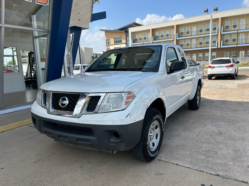 Nissan Frontier 2019 price $12,995