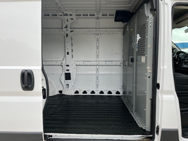 RAM ProMaster Cargo Van 2017 price $19,995