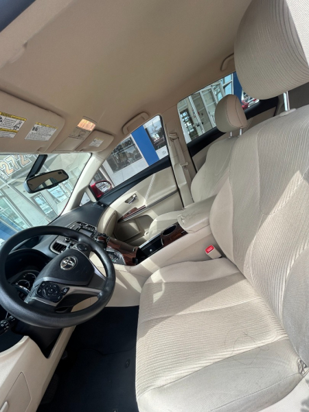 Toyota Venza 2015 price $12,995