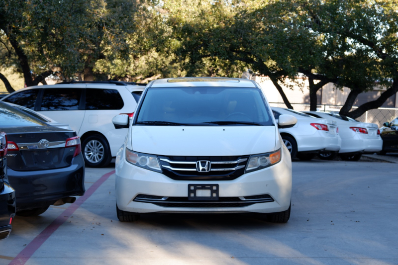 Honda Odyssey 2014 price $9,400