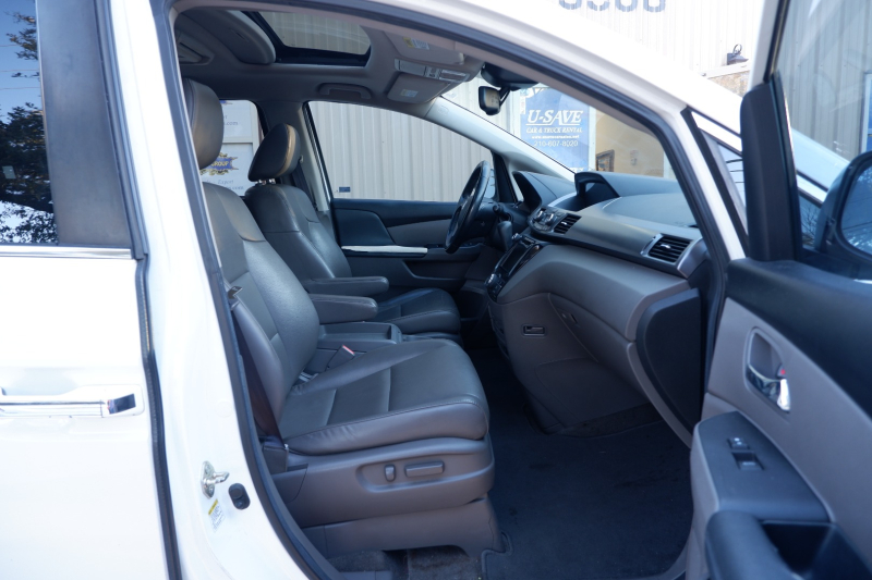 Honda Odyssey 2014 price $9,700