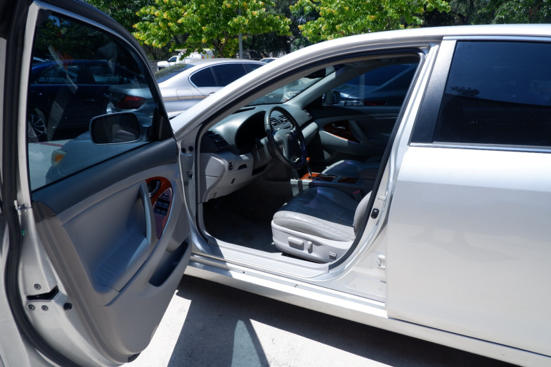 Toyota Camry 2011 price $5,700