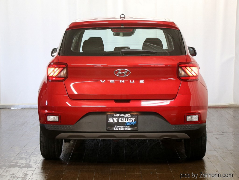 Hyundai Venue 2023 price $16,990