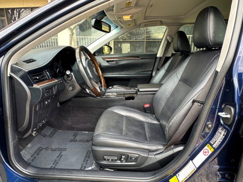 Lexus ES 350 2015 price $17,295 Cash