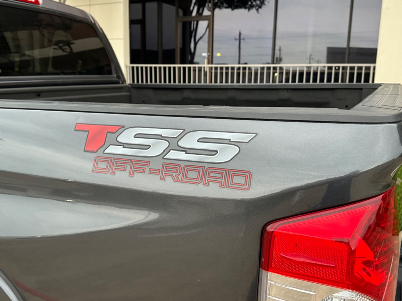 Toyota Tundra 2WD 2018 price $25,995 Cash