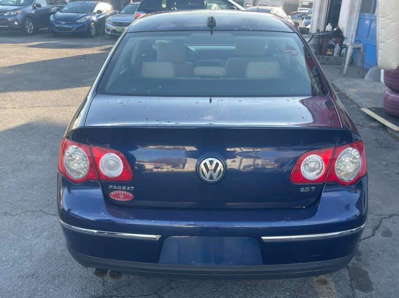 Volkswagen Passat Sedan 2006 price $6,200