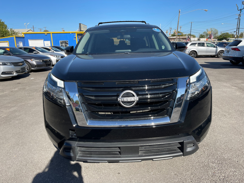 Nissan Pathfinder 2022 price $23,995