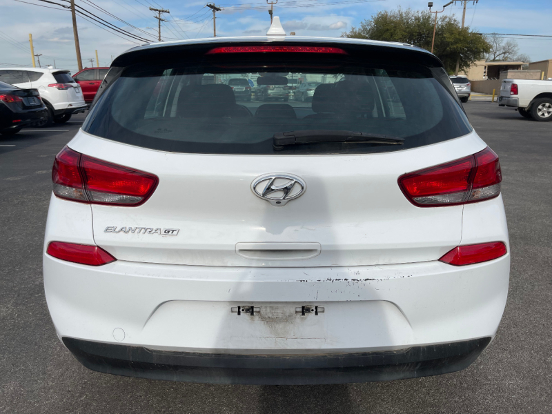 Hyundai Elantra GT 2020 price $16,995