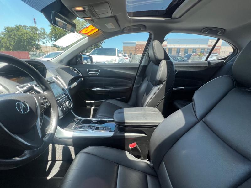 Acura TLX 2018 price $17,995