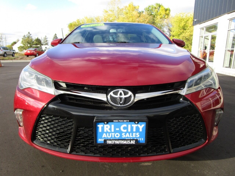 Toyota Camry 2015 price $17,995
