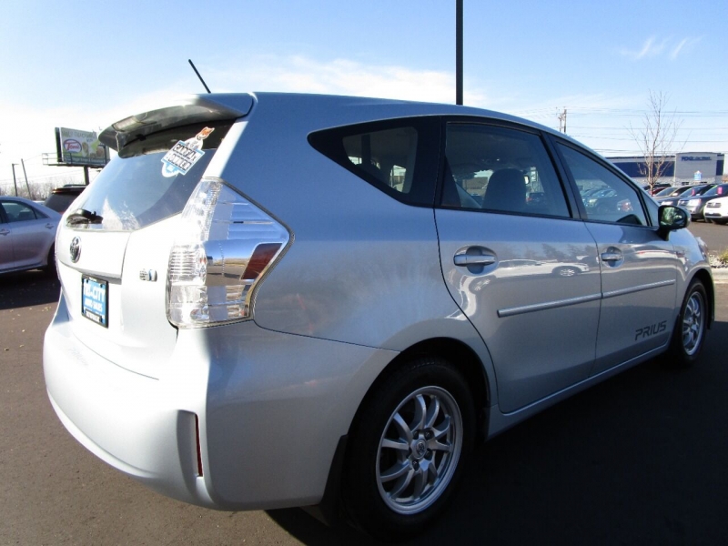 Toyota Prius v 2012 price $9,995
