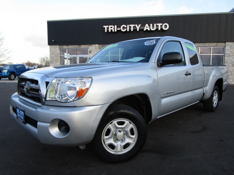 Toyota Tacoma 2009 price $13,995