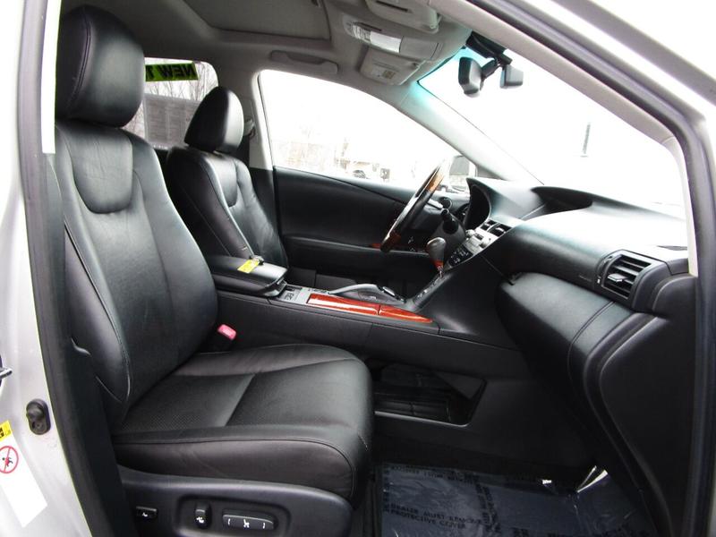 Lexus RX 450h 2010 price $15,995