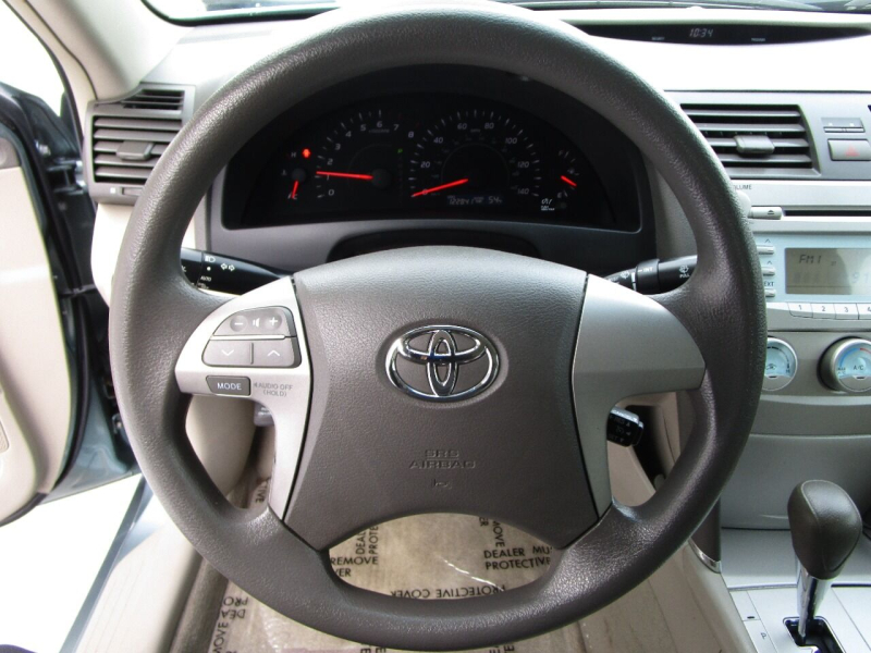 Toyota Camry 2009 price $10,995