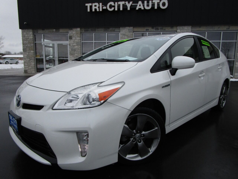 Toyota Prius 2013 price $12,995
