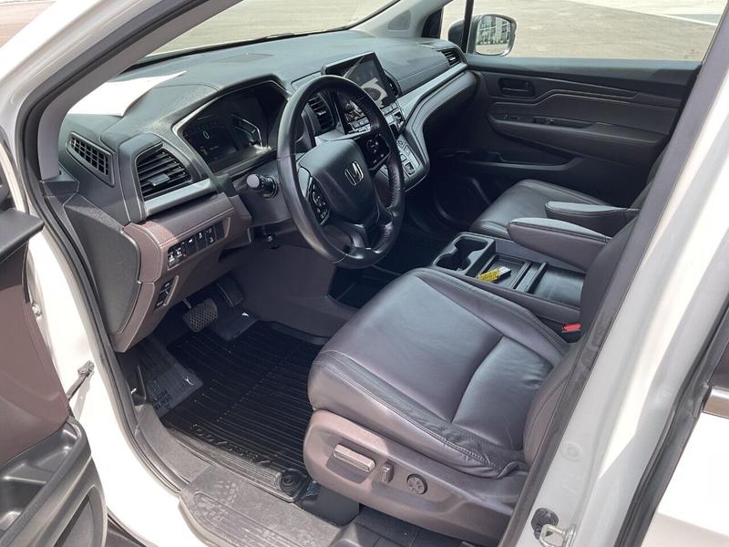 Honda Odyssey 2018 price $26,995