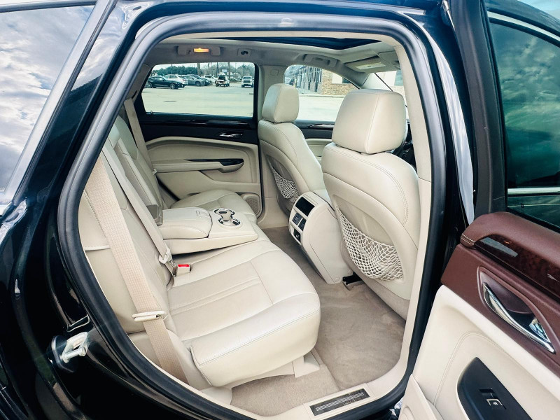 Cadillac SRX 2015 price $10,995
