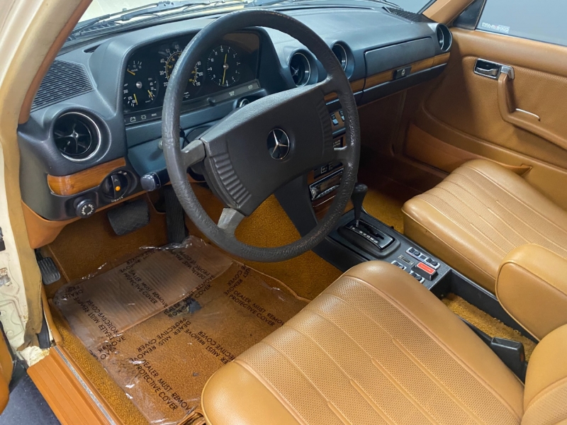 Mercedes-Benz 300D 1979 price $8,850