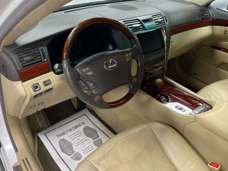 Lexus LS 460 2007 price $7,590