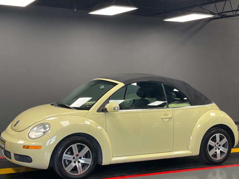 Volkswagen New Beetle Convertible 2006 price $7,850