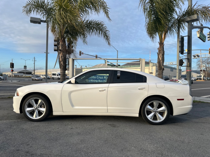 DODGE CHARGER SXT 2014 price $15,999