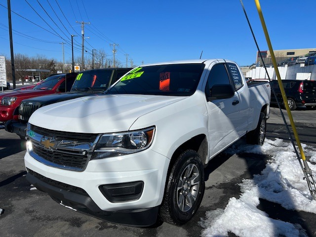 Chevrolet Colorado 2017 price $15,800