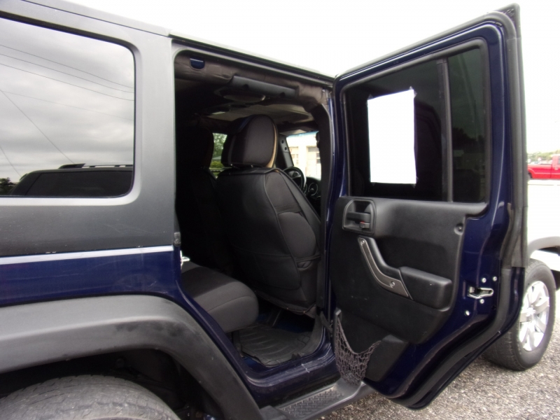 Jeep Wrangler Unlimited 2013 price $15,495