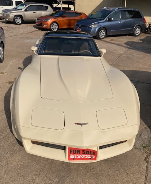 Chevrolet Corvette 1981 price $14,995