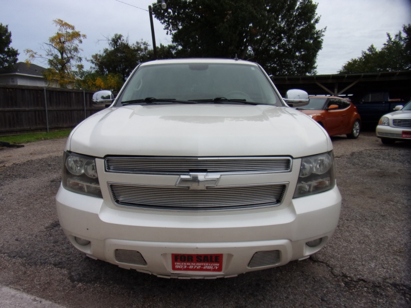 Chevrolet Suburban 2008 price $4,995