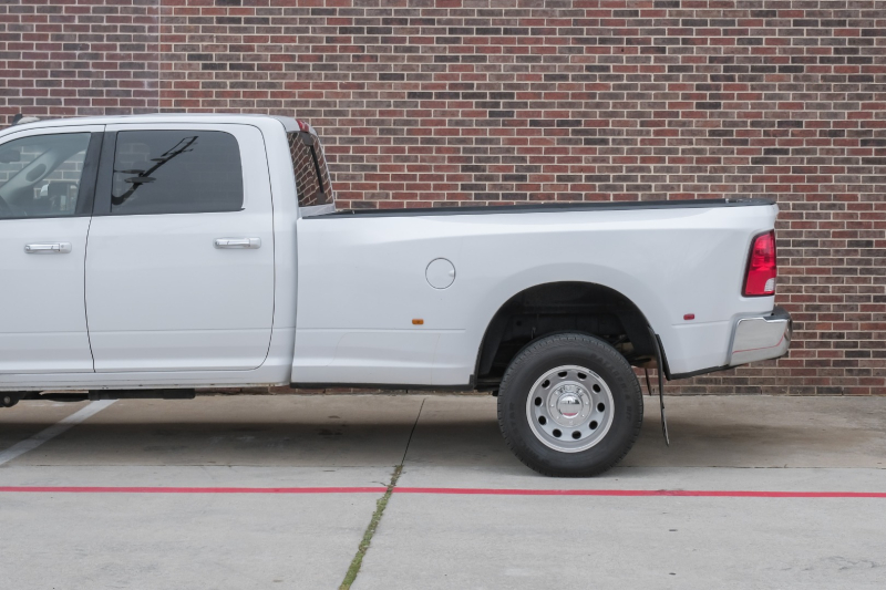 Dodge Ram 3500 2015 price $28,995