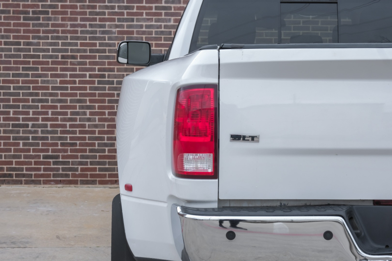 Dodge Ram 3500 2015 price $28,995