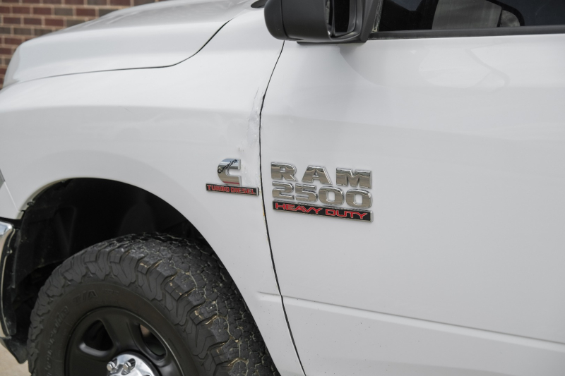 Dodge Ram 2500 2018 price $33,995