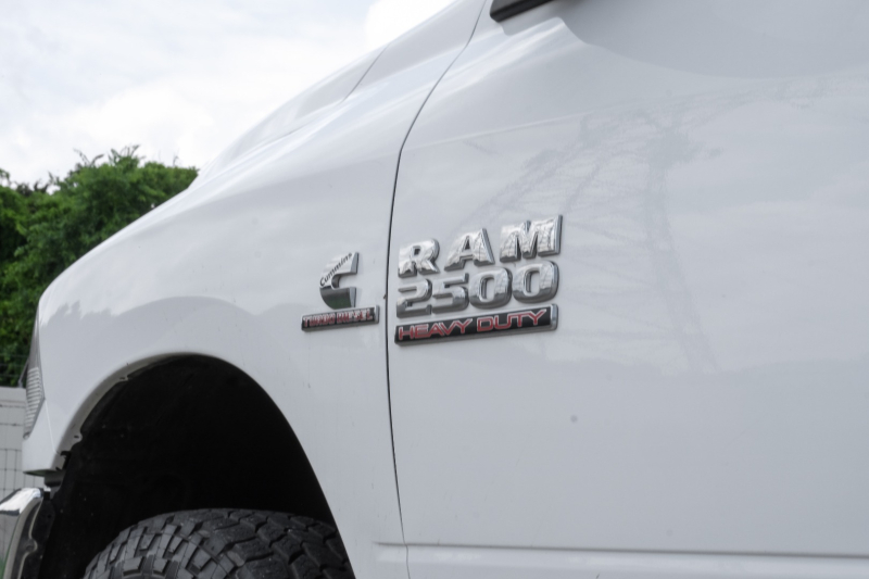 Dodge Ram 2500 2018 price $29,995