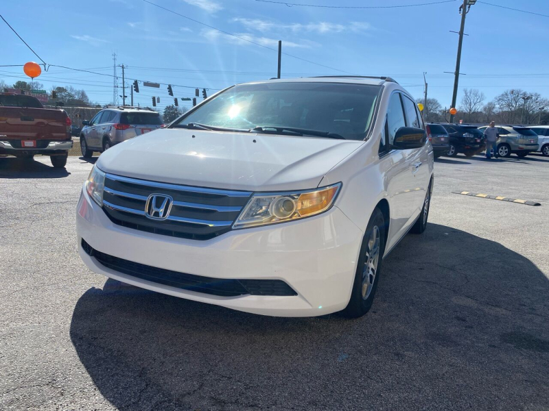 Honda Odyssey 2011 price Call for Pricing.
