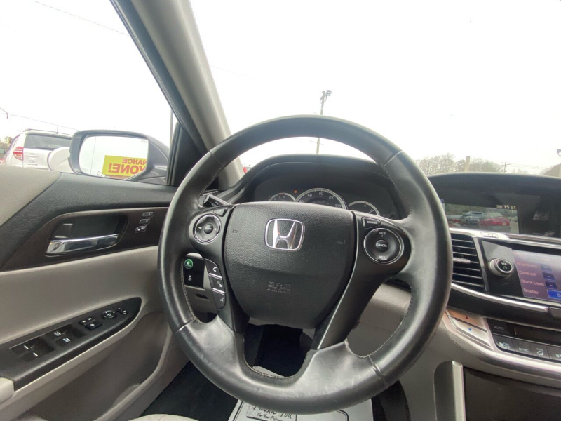 Honda Accord 2014 price Call for Pricing.