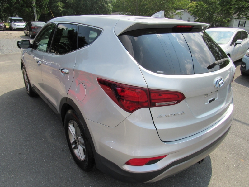 Hyundai Santa Fe Sport 2017 price $11,995