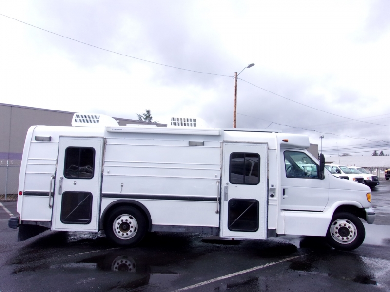 Ford Econoline Commercial Cutaway 2001 price $19,995