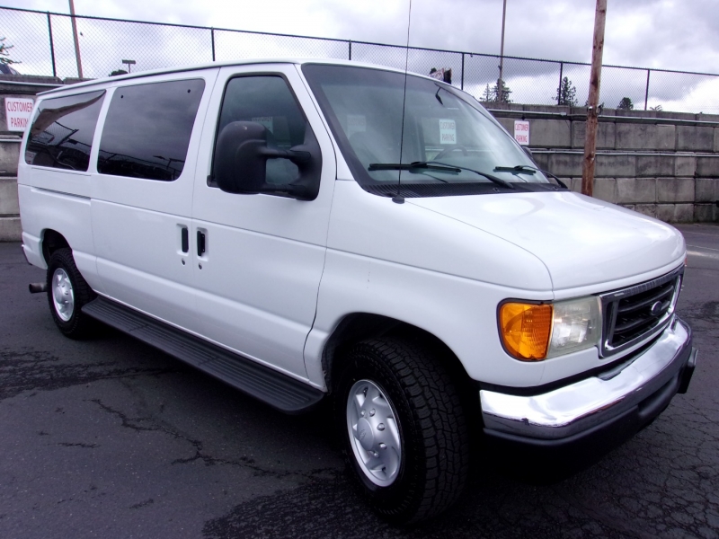 Ford Econoline Wagon 2007 price $14,495