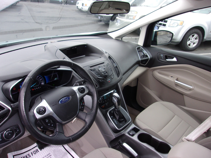 Ford C-MAX 2013 price $8,995