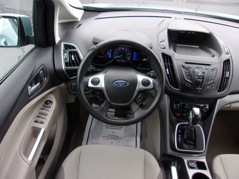 Ford C-MAX 2013 price $8,995