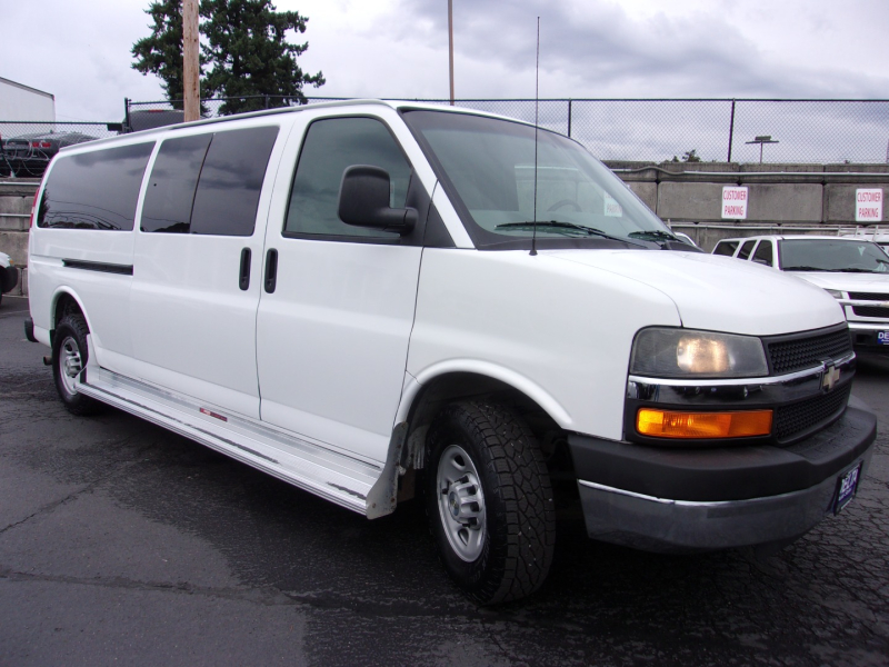 Chevrolet Express Passenger 2009 price $13,995