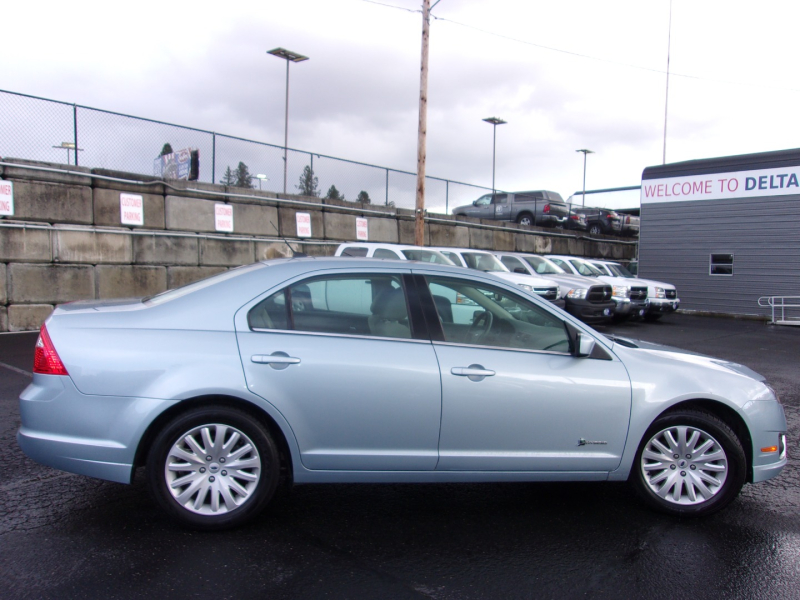 Ford Fusion 2010 price $7,495