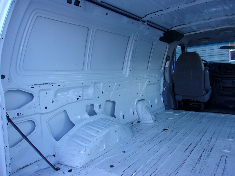 Ford Econoline Cargo Van 2008 price $15,995