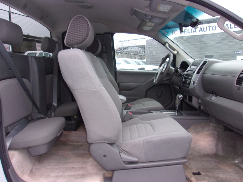 Nissan Frontier 2015 price $10,995