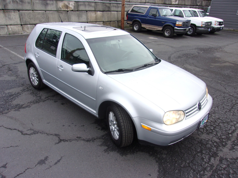 Volkswagen Golf 2005 price $6,995