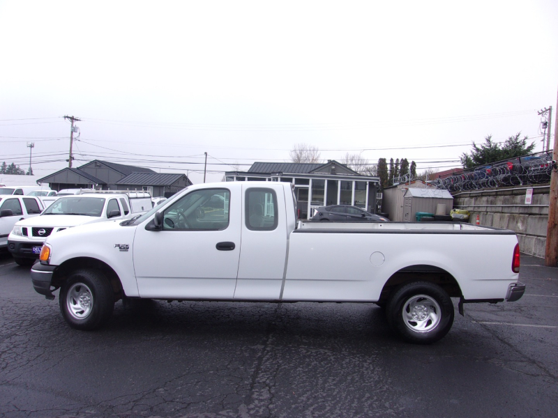 Ford F-150 Heritage 2004 price $9,995
