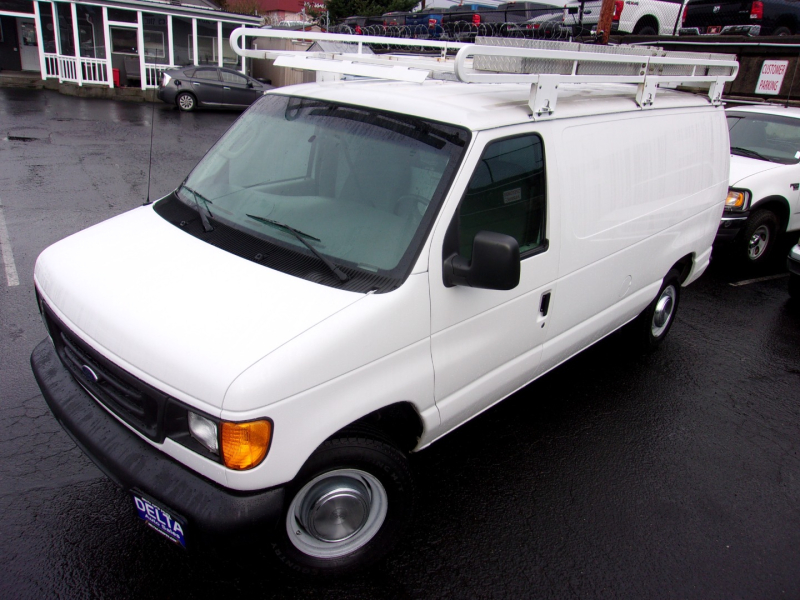 Ford Econoline Cargo Van 2006 price $13,995